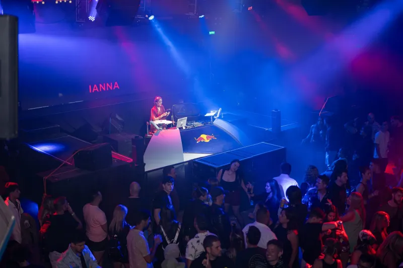 Why the Best Bars in America Are Firing the Algorithm and Hiring a DJ